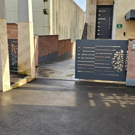 Apartament Zaprto 1 *